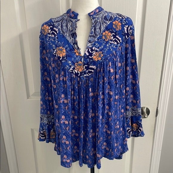 Free People Wild Flower Fields Bohemian Blouse / Tunic Long Sleeve Button Front - Picture 4 of 15